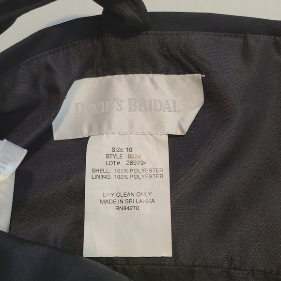 David's Bridal Black Full Length Bridesmaid Gown Size 10 - Picture 8 of 10